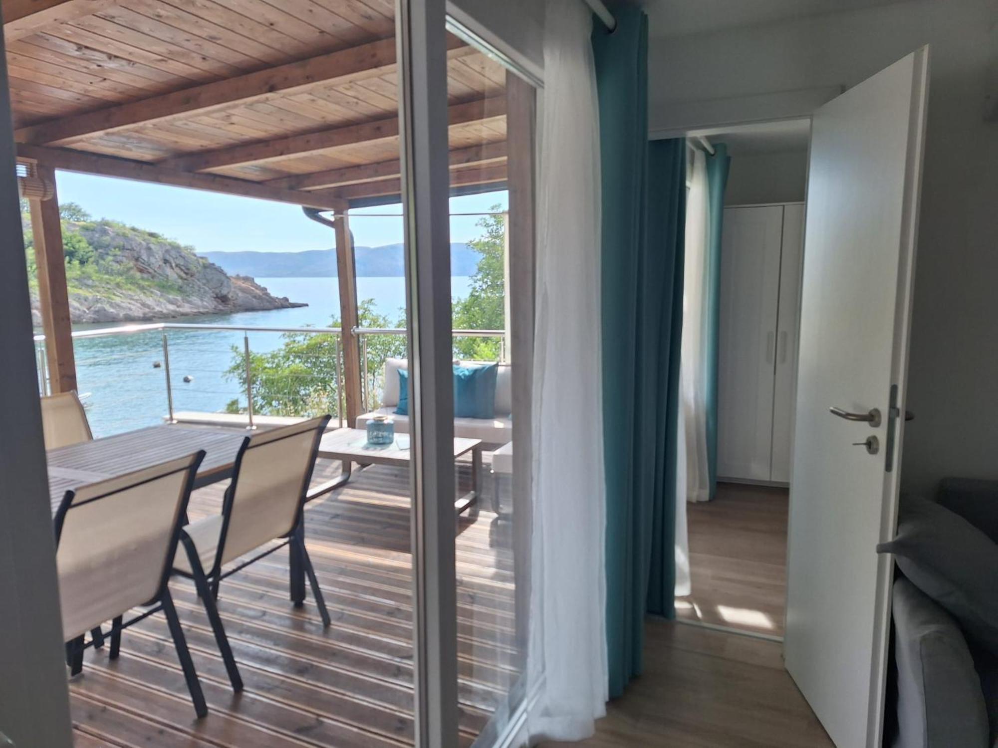Hotel Boora Glamp Experience & Heated Infinity Pool Senj  Exterior foto