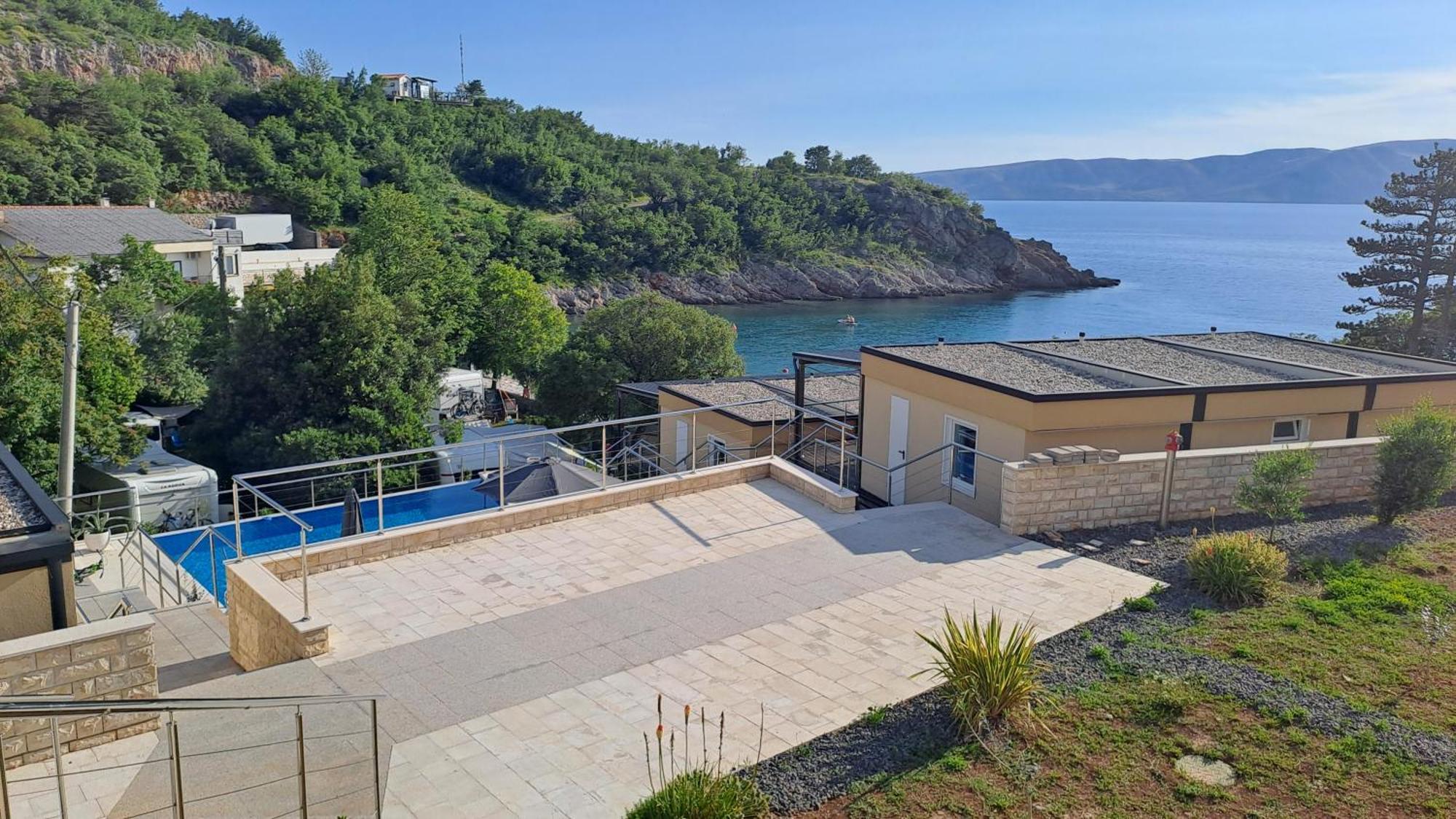 Hotel Boora Glamp Experience & Heated Infinity Pool Senj  Exterior foto