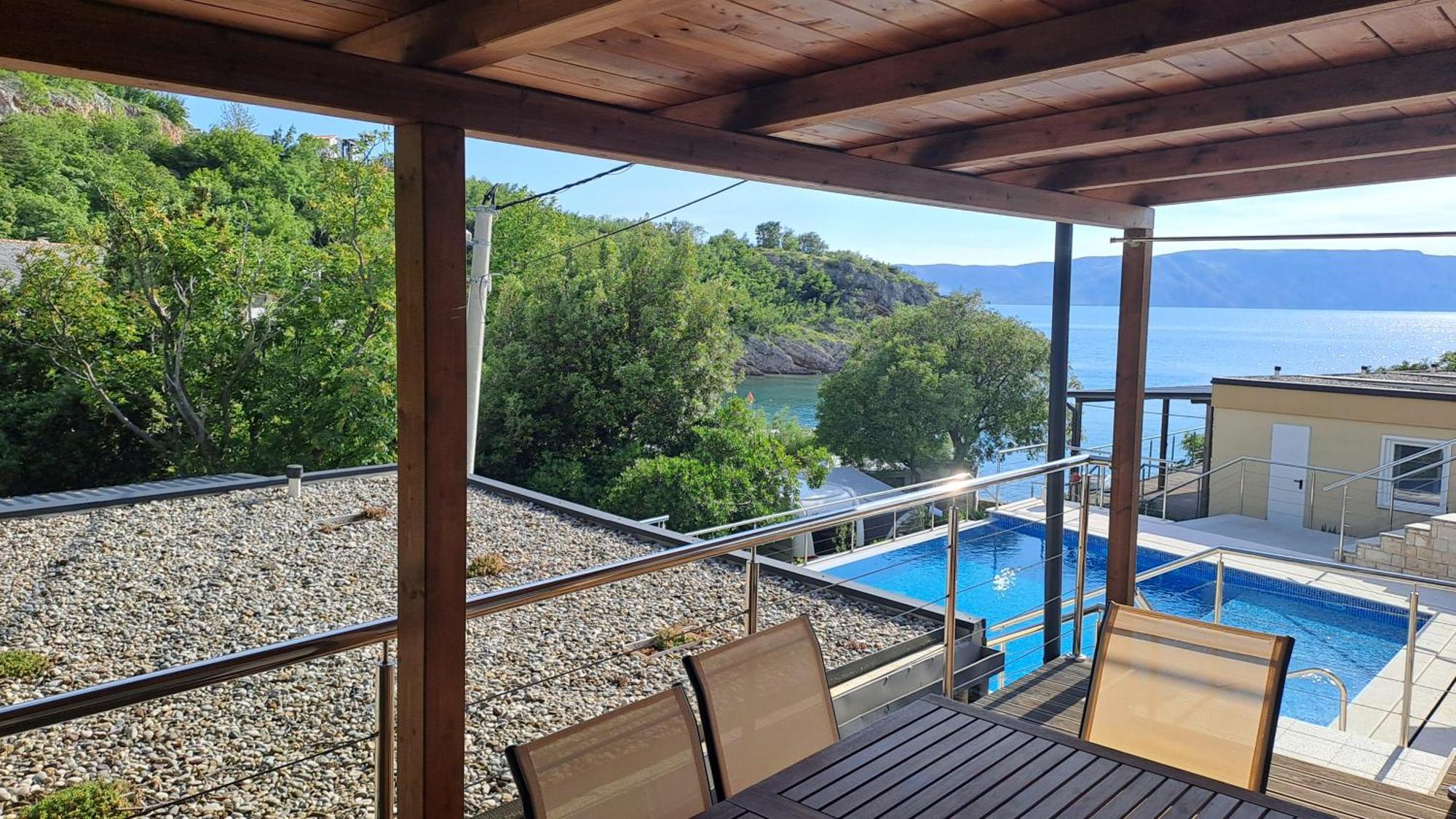 Hotel Boora Glamp Experience & Heated Infinity Pool Senj  Exterior foto